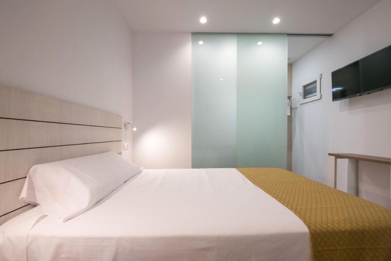 Hostal Beach Santa Pola Εξωτερικό φωτογραφία