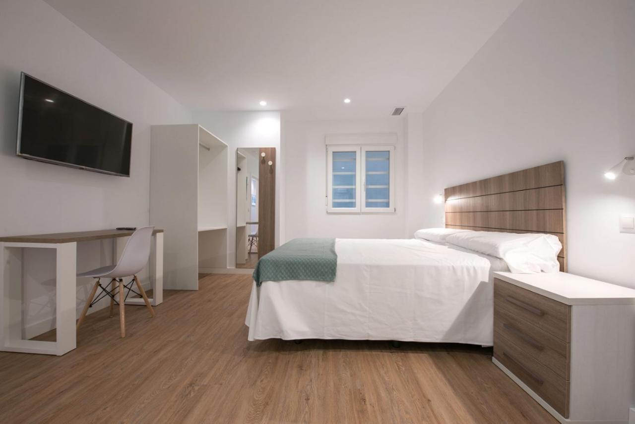 Hostal Beach Santa Pola Εξωτερικό φωτογραφία